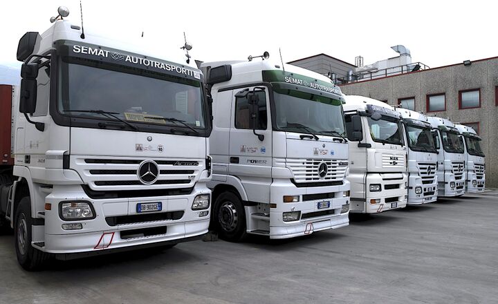 Motrici Mercedes - Transportes