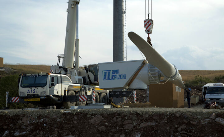 2017.07.06-Wind_turbines-ATB_60_28_DD-installation-sicilia-07.jpg - 