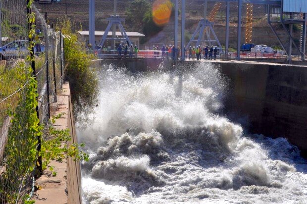 Commissioning of the Massingir dam