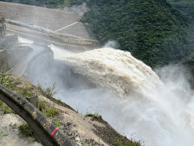 Penstocks installation at Ituango HPP