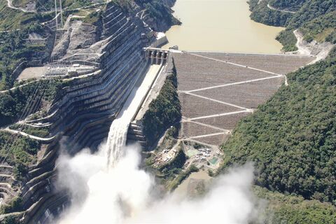 Traguardo chiave nel progetto idroelettrico di Ituango con l’installazione del penstock n.8
